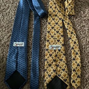 Disney 100% Silk men’s dress tie SET